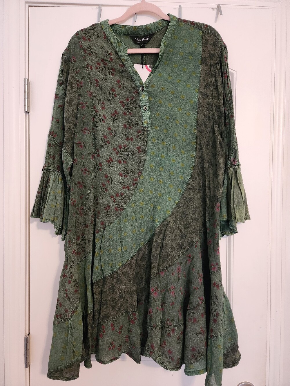 Young Threads Gypsy Boho Tunic Dress Green Floral Panels Ruffled NWT 1X